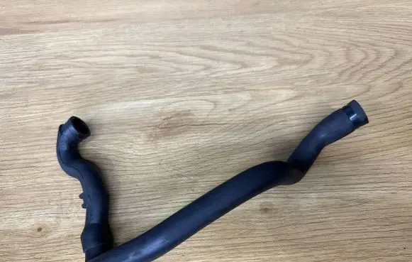 Volvo V70 Breather/breather pipe/hose