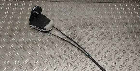 Toyota Yaris Rear door lock 