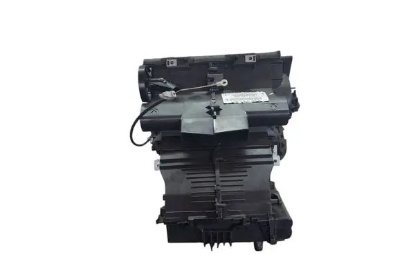 Ford Focus Interior heater climate box assembly 8M5119B555AC 8m5119b555ac0135