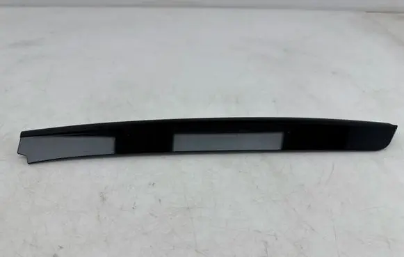 Mini One - Cooper F56 F55 Rear side glass trim 7328873
