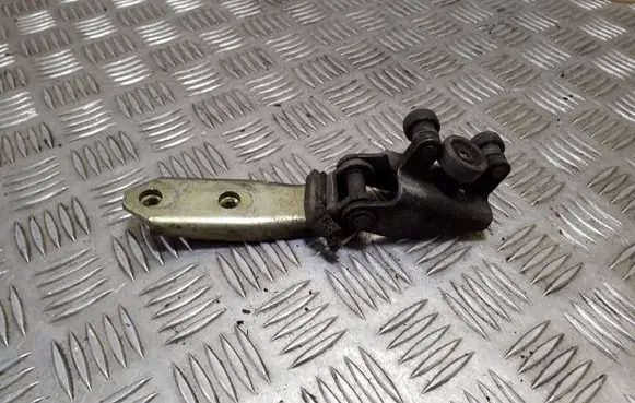 Volkswagen Transporter - Caravelle T4 Sliding door middle roller runner 701843336A