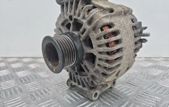 Mercedes-Benz C W204 Generator/alternator A0009060401 111016691