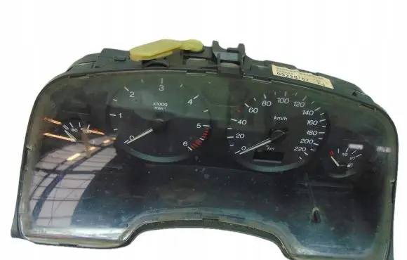 Opel Zafira A Speedometer (instrument cluster) 09228757