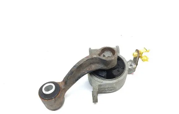 Nissan Murano Z52 Engine mount bracket