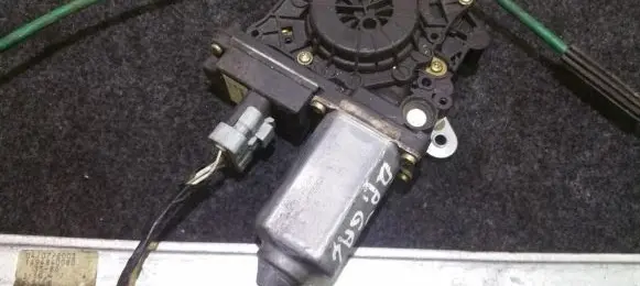 Citroen C8 Rear door window regulator motor 32261604