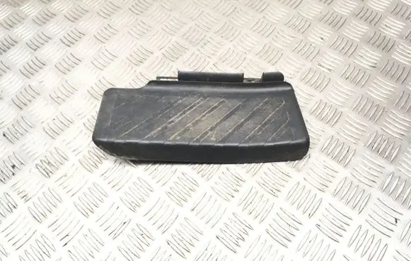 Volkswagen Golf VII Foot rest pad/dead pedal 5Q1864777B