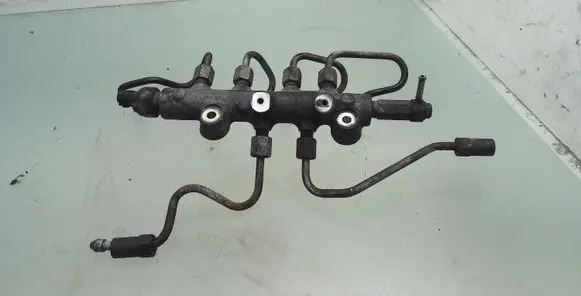 Mazda 5 Fuel main line pipe 03H1851