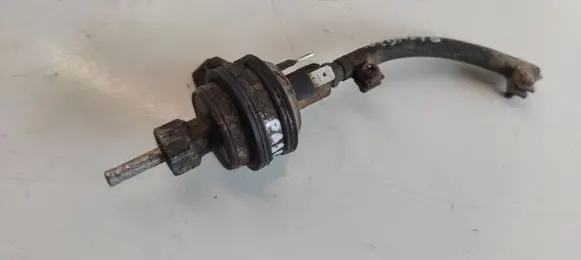 Mitsubishi Pajero Webasto auxiliary heater fuel pump 