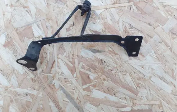 Audi A4 S4 B6 8E 8H Radiator mount bracket 8E0805538