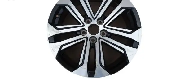 Toyota RAV 4 (XA50) R18 wheel hub/cap/trim PW45742001