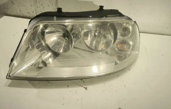 Volkswagen Sharan Headlight/headlamp 1305235610 1305235530
