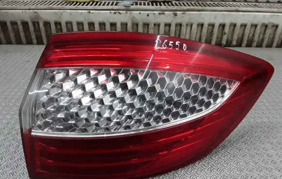 Ford Mondeo MK IV Rear/tail lights 7S7113404B