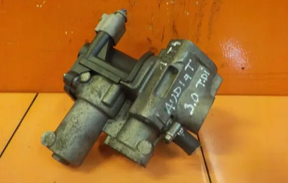 Audi Q7 4L EGR thermostat 1HT4