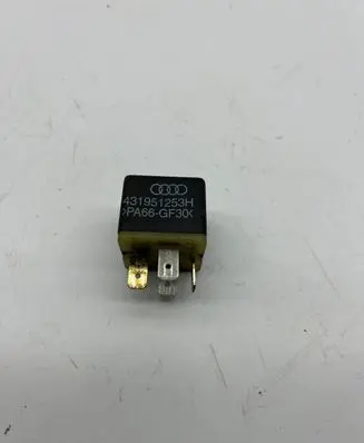 Audi A4 S4 B5 8D Other relay 431951253H