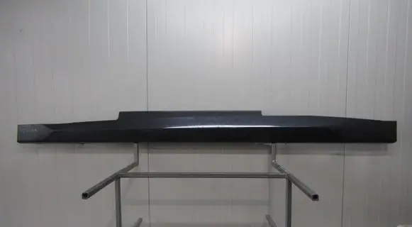 Foot area side trim