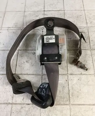 Hyundai H-1, Starex, Satellite Rear seatbelt 898204A150 040953