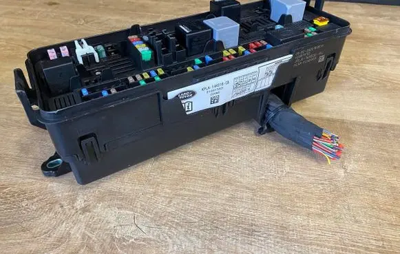 Land Rover Range Rover Sport L494 Fuse box set JPLA-14N030-AC JPLA14N030AC JPLA-14N030