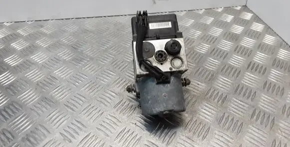 Nissan Patrol Y61 ABS Pump 47660VC300 11000031320