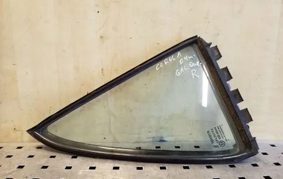 Toyota Corolla E120 E130 Rear vent window glass 