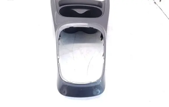 Toyota Yaris Center console 588370D060 588040D221 588210D070