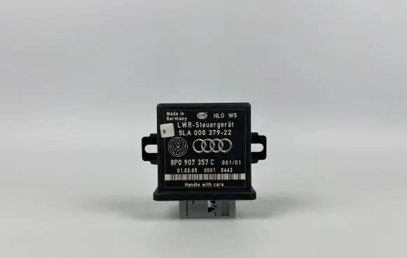 Audi A6 S6 C6 4F Light module LCM 8P0907357C 8P0907357 5LA00837922