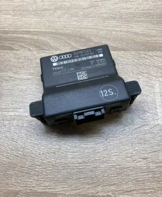 Volkswagen PASSAT B6 Gateway control module 3C0907530E 3C0907951