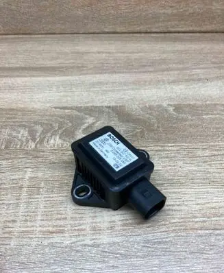 Volkswagen PASSAT B5.5 ESP acceleration yaw rate sensor 8E0907637A 0265005245
