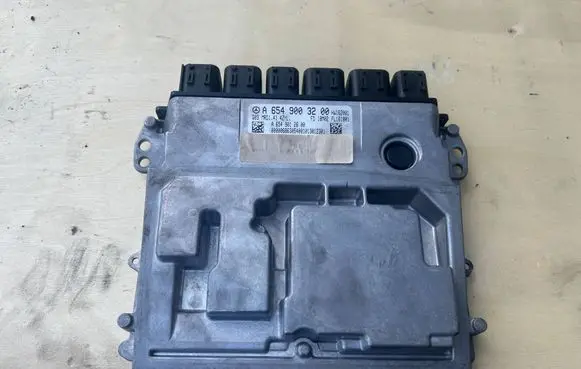 Mercedes-Benz E W213 Engine control unit/module A6549003200