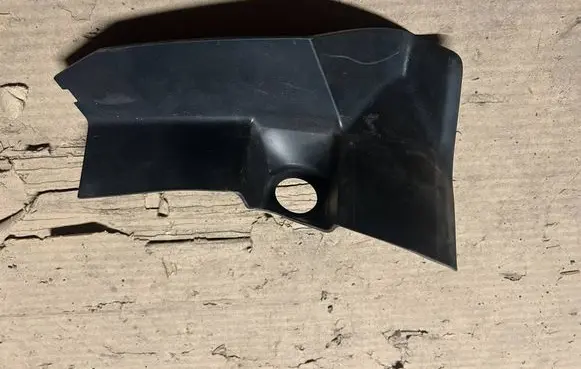 BMW 2 F46 Rear/tail light trim molding 7328159