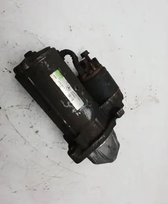 Mercedes-Benz Vito Viano W639 Starter motor 0051511831 D7R43