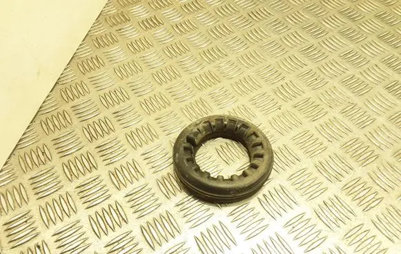 Ford Focus Rear coil spring rubber mount AV615599DD