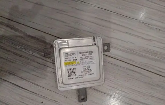 Light module LCM