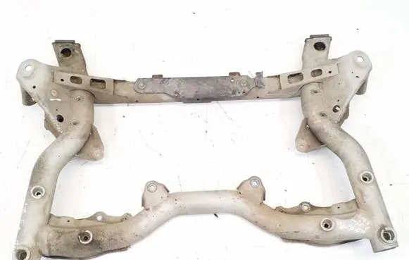 Mercedes-Benz E W212 Front subframe A2126280657 A2126281000