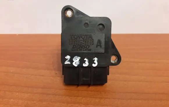 Toyota Auris 150 Mass air flow meter 2220430010 2833