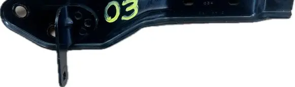 Cadillac Escalade IV Fender mounting bracket 23488050