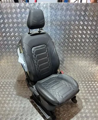 Ford Puma Front passenger seat DG23999