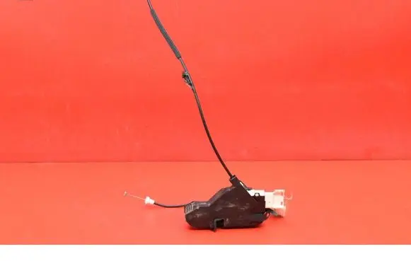 Peugeot 407 Front door lock 9683417880