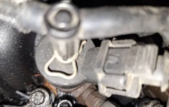 Ford Focus C-MAX Fuel injector 0445110259
