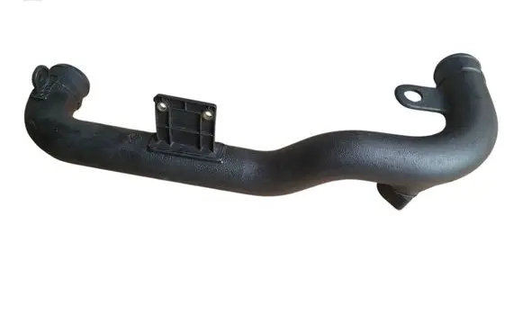 Volkswagen PASSAT B5 Intercooler hose/pipe 8D0145840M