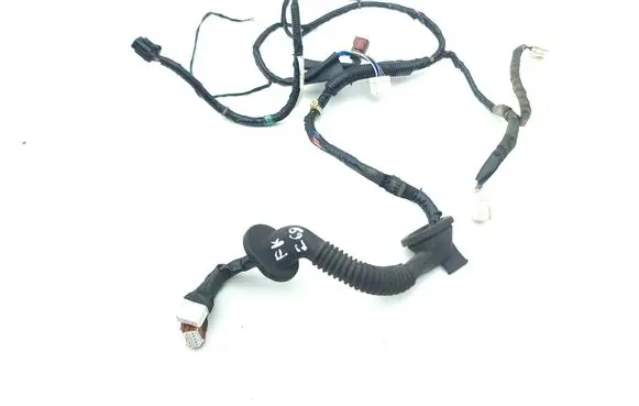 Nissan X-Trail T30 Front door wiring loom