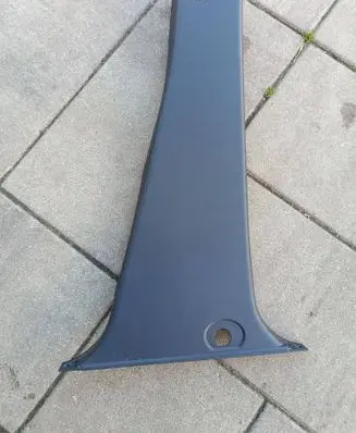 (B) pillar trim (bottom)