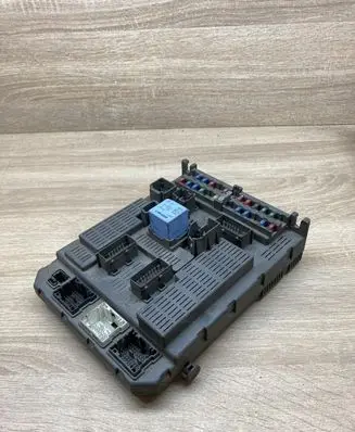 Citroen C5 Central body control module 9646226880