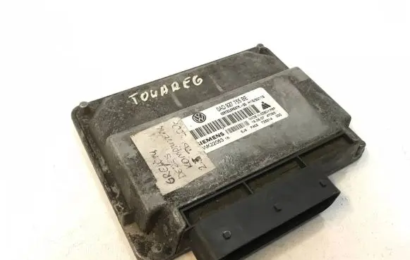 Volkswagen Touareg I Gearbox control unit/module 0AD927755BE