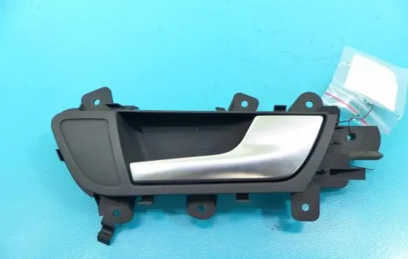 Rear door interior handle
