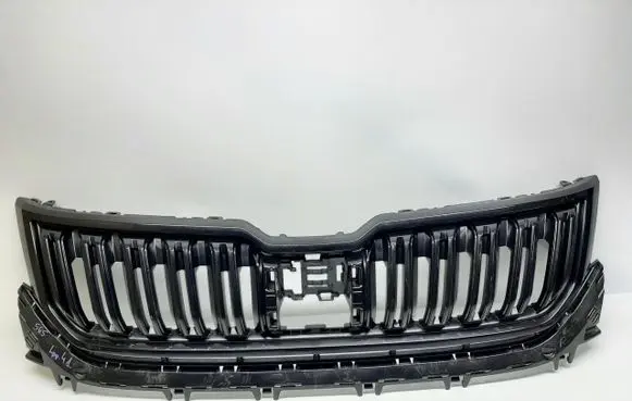 Skoda Kodiaq Front bumper upper radiator grill 565853663E