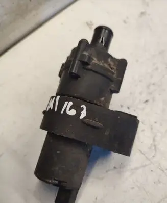 Mercedes-Benz ML W163 Electric auxiliary coolant/water pump A1635010081