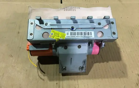 Subaru Outback Passenger airbag 1058667