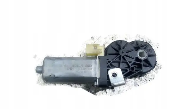 BMW 5 E60 E61 Seat adjustment motor 0390201972