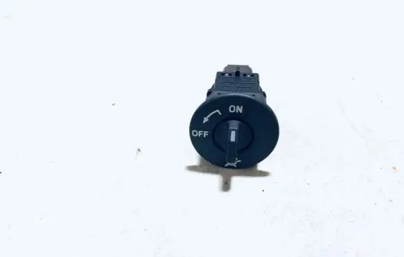 Renault Megane II Passenger airbag on/off switch 8200169589c