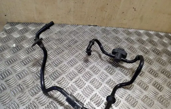 Audi Q7 4L Vacuum line/pipe/hose 0261230081 036906051G 4L2611931A